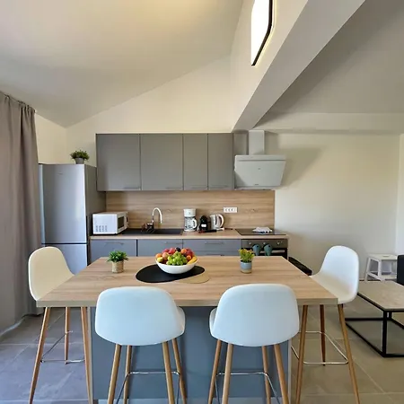 Apartmán Bonum By Interhome Šilo